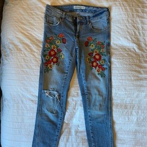 Zara Jeans
